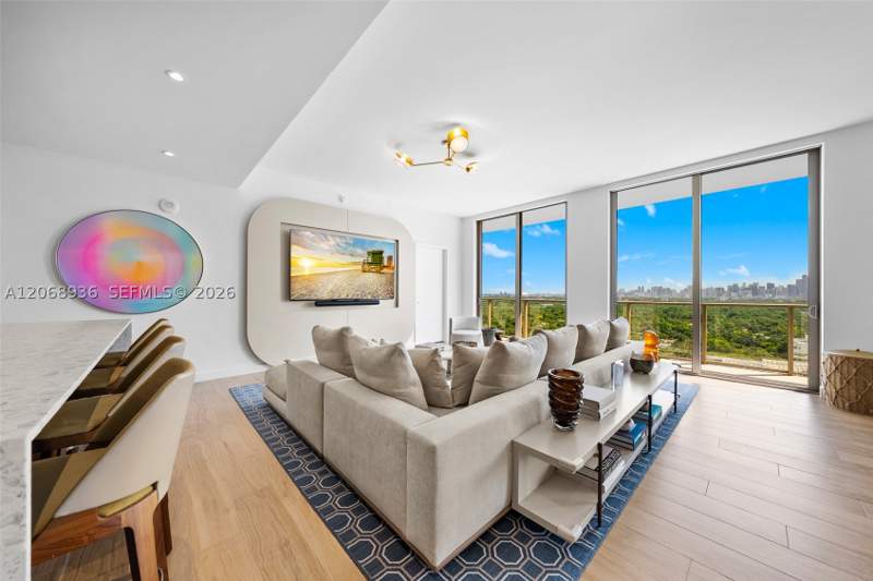 3 bedroom Condominium at 2678 Tigertail Ave 1806, Mr. C Residences, Miami — photo 2