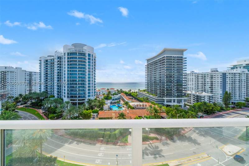 2 bedroom Condominium at 5900 Collins Ave 1204, The Grandview Condo, Miami Beach — photo 2