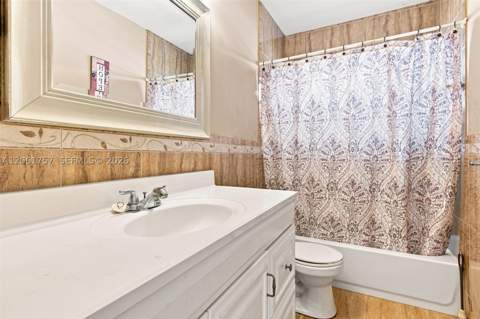 1760 NW 187th Ter, Miami Gardens FL - photo 20 of 30