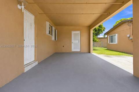 1760 NW 187th Ter, Miami Gardens FL - photo 6 of 30