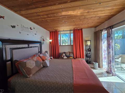 16330 Oak Walk, Miami Lakes FL - photo 16 of 36