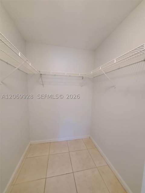 15591 SW 105th Ter 512, Miami FL - photo 14 of 35