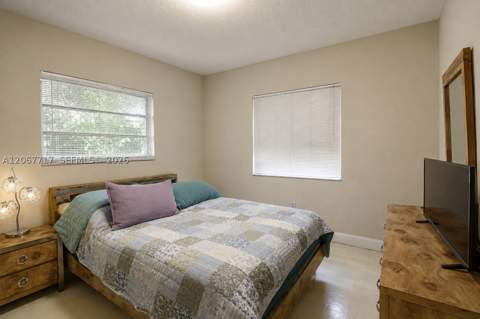 2347 SW 2nd St, Miami FL - photo 15 of 26