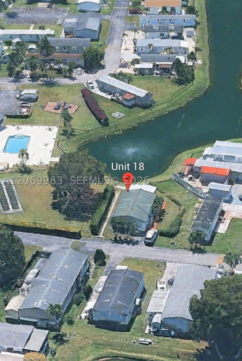 2 bedroom MobileHome at 35250 SW 177th Ct #18, Gateway Estates Park Cond, Homestead — photo 2