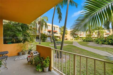 18101 NW 68th Ave B105, Hialeah FL - photo 11 of 16