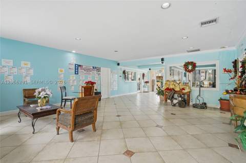 18101 NW 68th Ave B105, Hialeah FL - photo 14 of 16