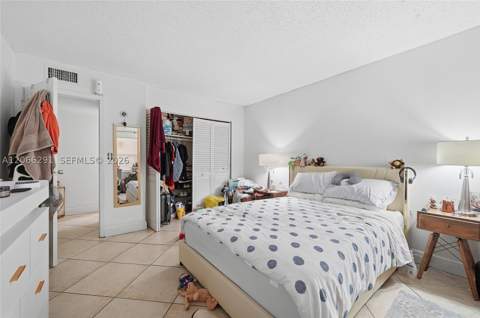 18101 NW 68th Ave B105, Hialeah FL - photo 7 of 16