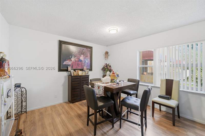 2 bedroom Condominium at 17901 NW 68th Ave R206, Venetian Gardens At Count, Hialeah — photo 4