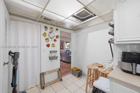 17901 NW 68th Ave R206, Hialeah FL - photo 8 of 21