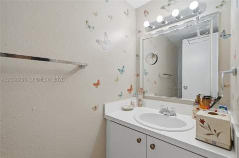 17901 NW 68th Ave R206, Hialeah FL - photo 9 of 21