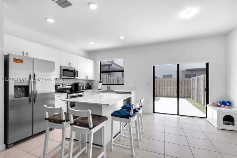 3 bedroom Townhouse at 12962 SW 232nd Ln, Kendall Assemblage South, Homestead — photo 3