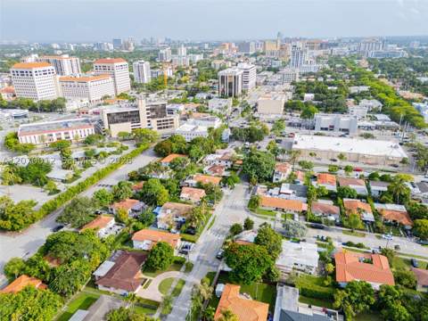 619 SW 39th Ave, Miami FL - photo 10 of 75