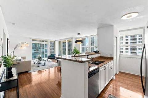 1155 Brickell Bay Drive 2802, Miami FL - photo 9 of 36