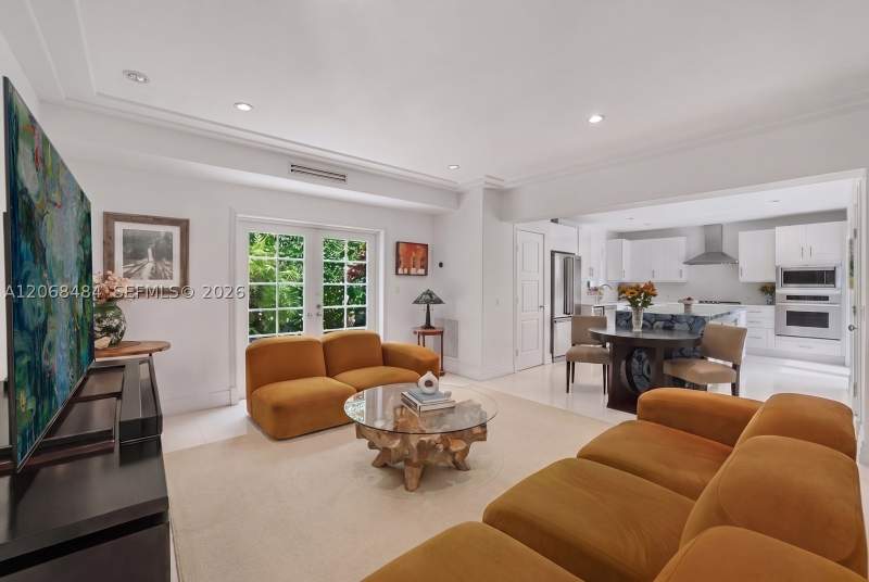 3 bedroom SingleFamilyResidence at 109 1st Dilido Ter, Di Lido Island, Miami Beach — photo 3