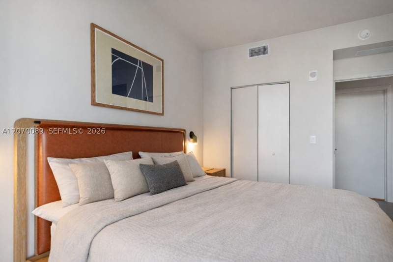 1 bedroom Condominium at 11 NE 6th 1210, Miami Worldcenter, Miami — photo 2