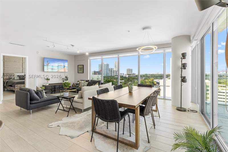 2 bedroom Condominium at 1600 SW 1st Ave 1202, Le Parc At Brickell Condo, Miami — photo 5