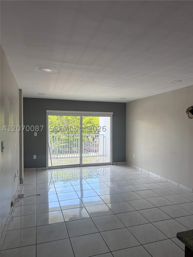1 bedroom Condominium at 2530 SW 3rd Ave 103, Coral Way Manor Condo, Miami — photo 3