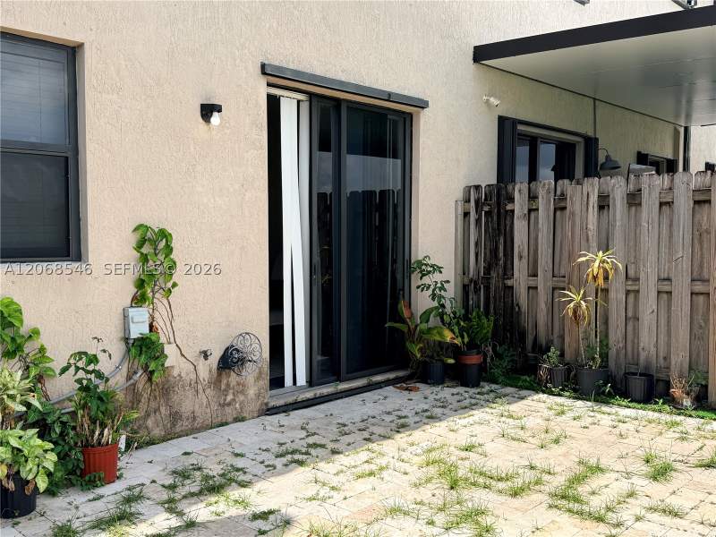 4 bedroom Townhouse at 11617 SW 253rd St, Coco Palm Estates, Homestead — photo 5