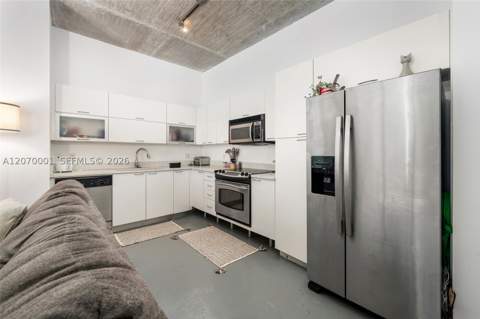 234 NE 3rd St 602, Miami FL - photo 8 of 17