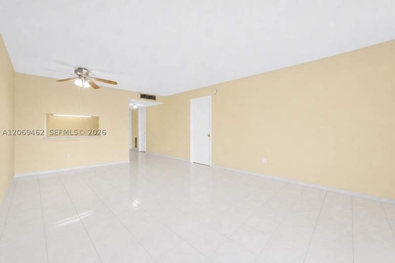 1 bedroom Condominium at 6545 Indian Creek Drive 408, Clinton Condo, Miami Beach — photo 2