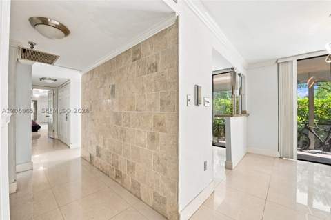 661 NE 195th St 104, Miami FL - photo 18 of 43