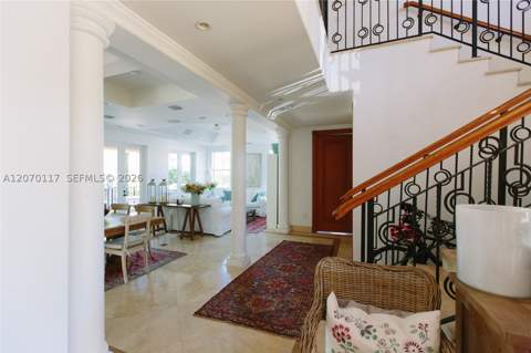 335 W Enid Dr, Key Biscayne FL - photo 6 of 39