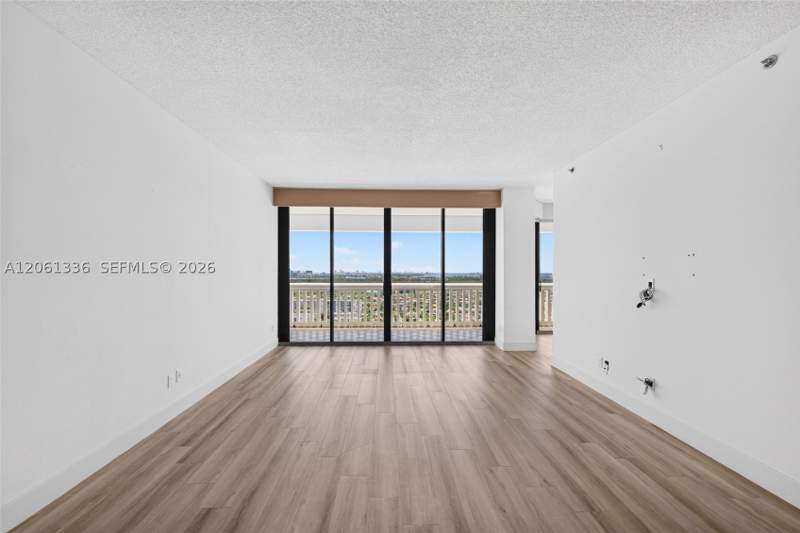 2 bedroom Condominium at 2000 Island Blvd 3008, 2000 Isl Blvd Williams Is, Aventura — photo 4
