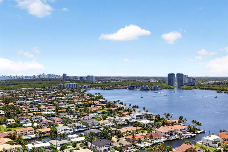2 bedroom Condominium at 2000 Island Blvd 3008, 2000 Isl Blvd Williams Is, Aventura — photo 5