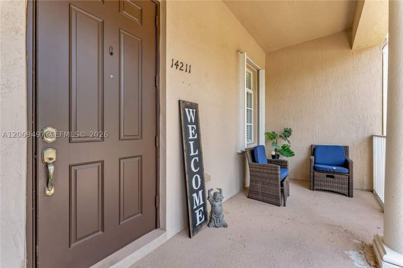 2 bedroom Townhouse at 14211 SW 272nd Ln, Mandarin Lakes, Homestead — photo 2