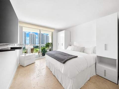 16500 Collins Ave 1751, Sunny Isles Beach FL - photo 10 of 30