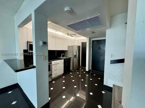 5401 Collins Ave 144, Miami Beach FL - photo 13 of 40