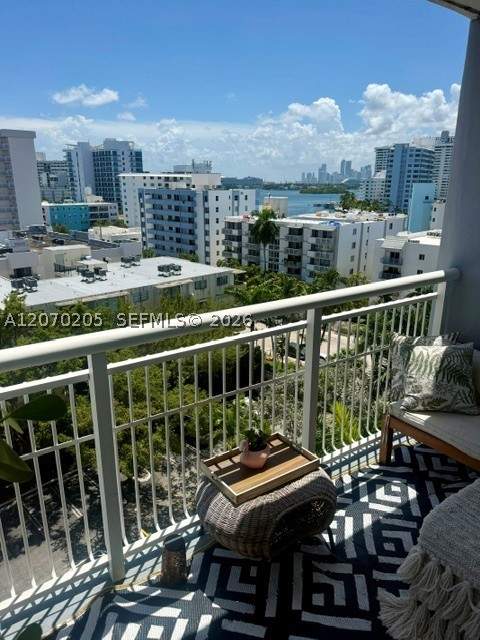 1 bedroom Condominium at 1688 West Ave 906, West Bay Plaza Condo, Miami Beach — photo 3