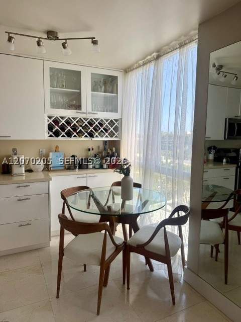 1 bedroom Condominium at 1688 West Ave 906, West Bay Plaza Condo, Miami Beach — photo 5