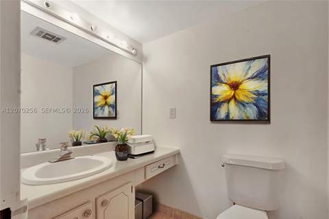 20100 W Country Club Dr 403, Aventura FL - photo 17 of 21