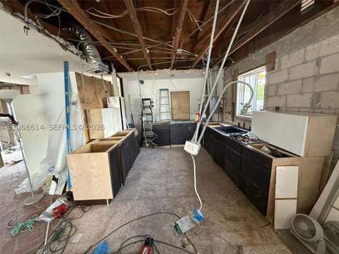 19931 Gulfstream Rd, Cutler Bay FL - photo 6 of 15