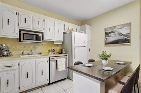 20100 W Country Club Dr 1003, Aventura FL - photo 11 of 23