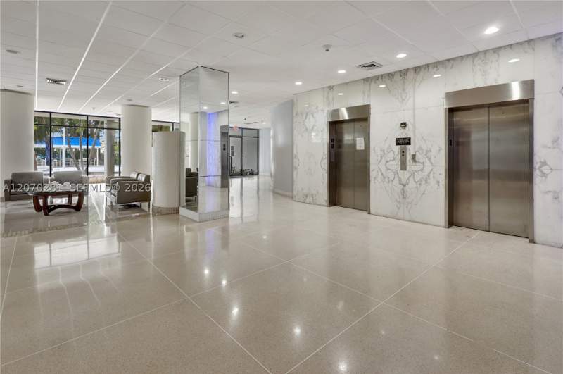 1 bedroom Condominium at 20100 W Country Club Dr 1003, Bonavida Condo, Aventura — photo 4