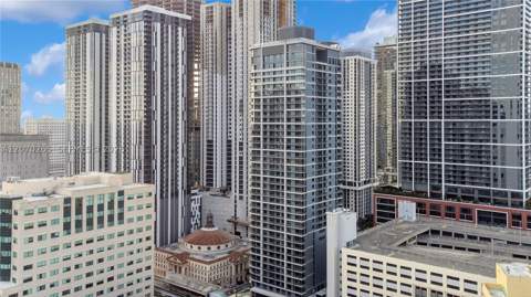 121 NE 5th St 3309, Miami FL - photo 10 of 38