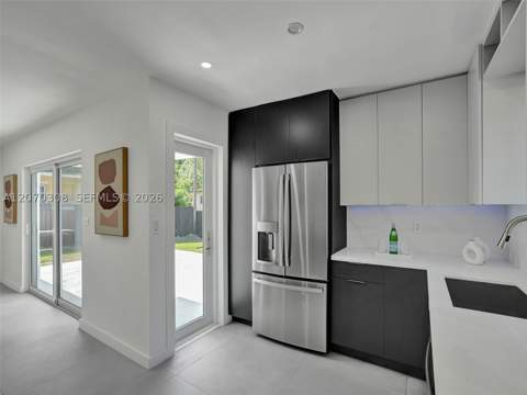 2380 NE 184th Ter, North Miami Beach FL - photo 22 of 70