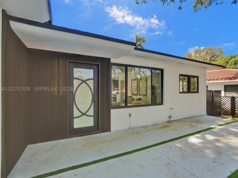 2380 NE 184th Ter, North Miami Beach FL - photo 7 of 70