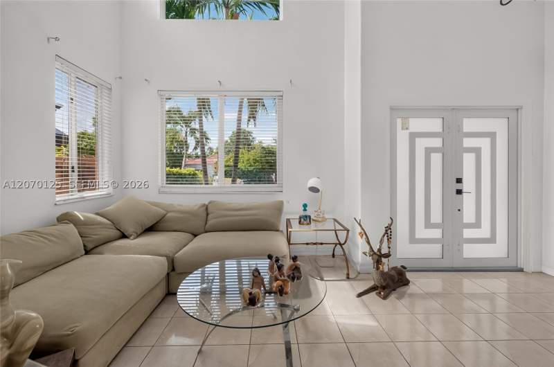 5 bedroom SingleFamilyResidence at 15809 SW 65th Ter, Sunset Lakes Estates, Miami — photo 4