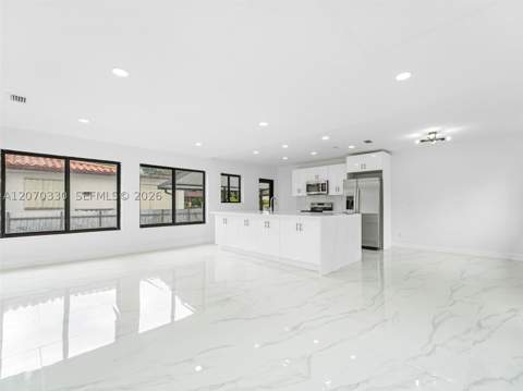 2500 SW 23rd Ter, Miami FL - photo 10 of 38