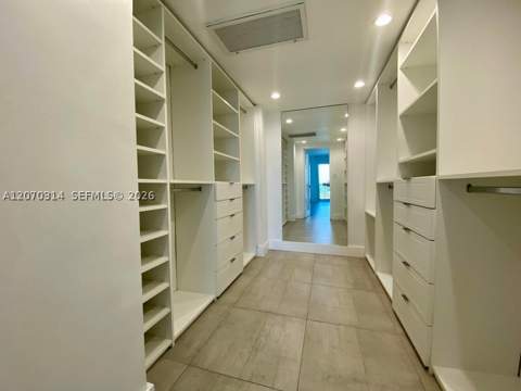 5401 Collins Ave 620, Miami Beach FL - photo 17 of 34