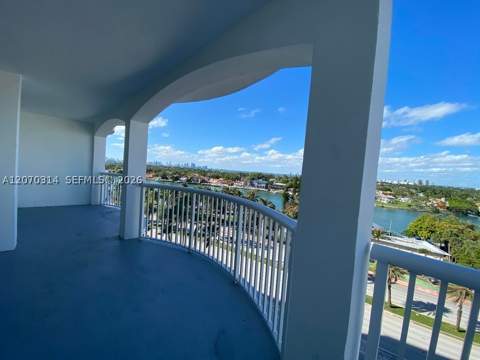 5401 Collins Ave 620, Miami Beach FL - photo 22 of 34