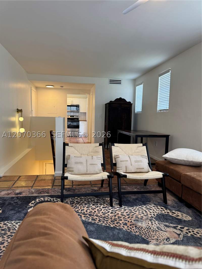 2 bedroom Condominium at 1460 Ocean Dr 208, The Drake Condo, Miami Beach — photo 2
