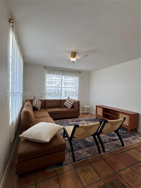 1460 Ocean Dr 208, Miami Beach FL - photo 8 of 36
