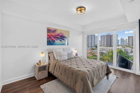 19900 E Country Club Dr 805, Aventura FL - photo 10 of 17