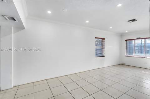 820 E 10th Ave, Hialeah FL - photo 9 of 29