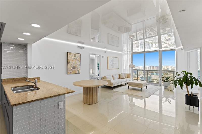 2 bedroom Condominium at 17201 Collins Ave 3502, Ocean Four Condo, Sunny Isles Beach — photo 3