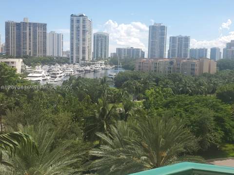 19900 E Country Club Dr 607, Aventura FL - photo 16 of 20